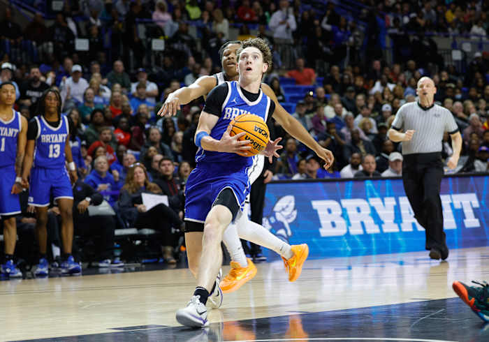 AAA Finals LR Central vs Bryant__00041